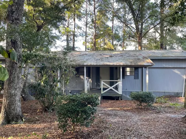 Defuniak Springs, FL 32433,90 Bell Drive