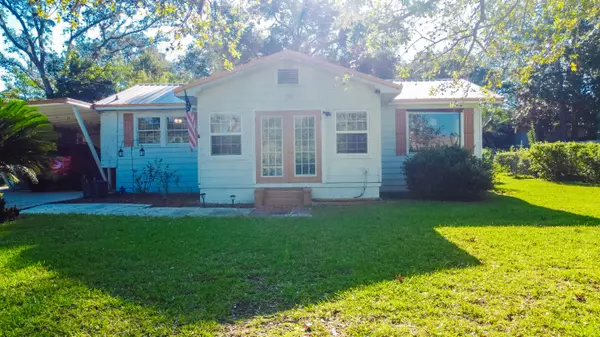 Shalimar, FL 32579,34 Longwood Drive