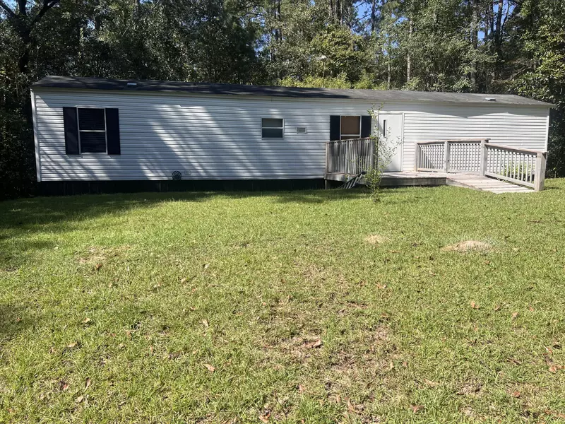 862 Highway C-180, Baker, FL 32531