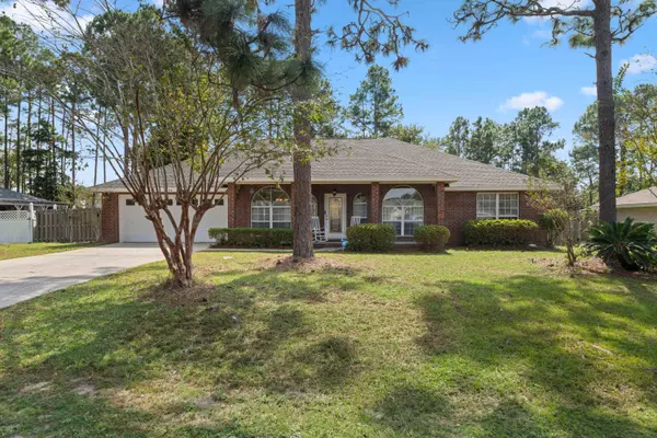 7199 Riverview Street, Navarre, FL 32566