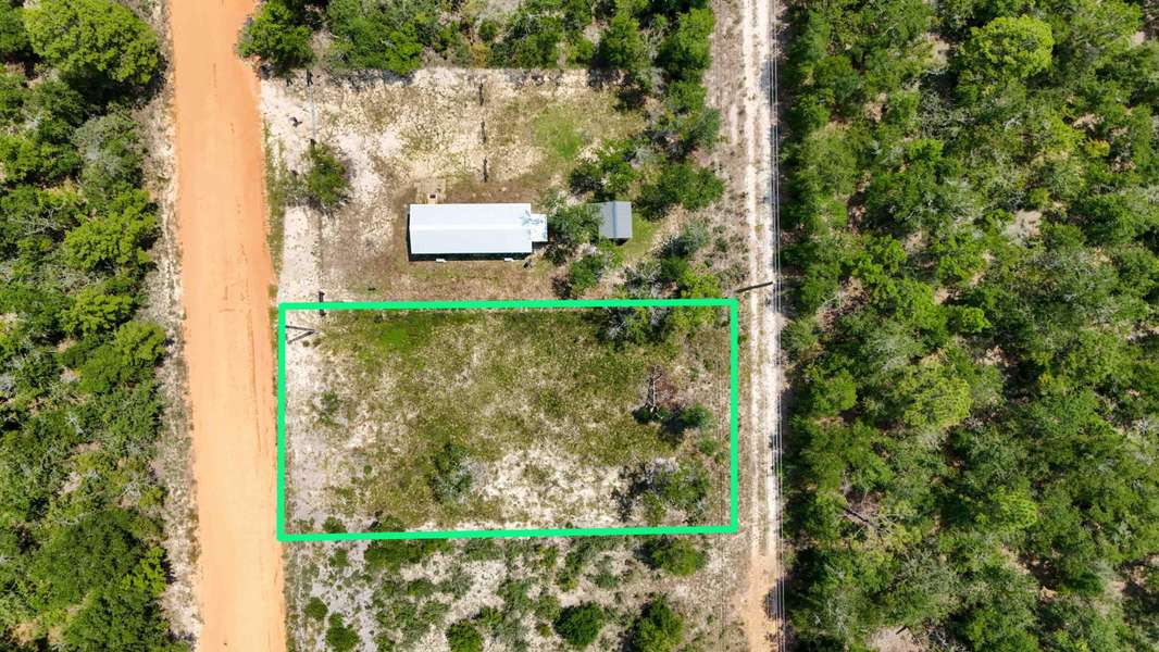 LOT 4 W Royal Palm Avenue, Defuniak Springs, FL 32433