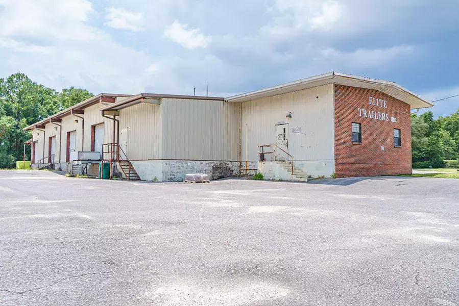 1775 E Hwy 90, Crestview, FL 32539