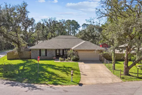 3303 Doddie Lane, Navarre, FL 32566