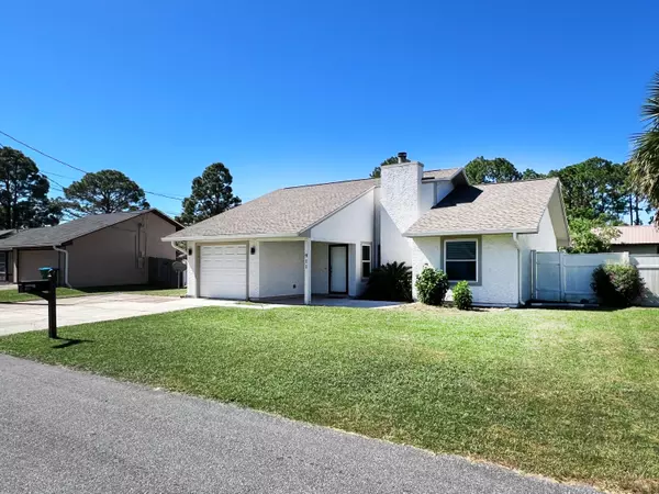 Panama City Beach, FL 32407,911 Pelican Place