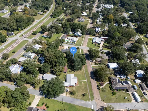 Defuniak Springs, FL 32435,Lot 35 College Avenue