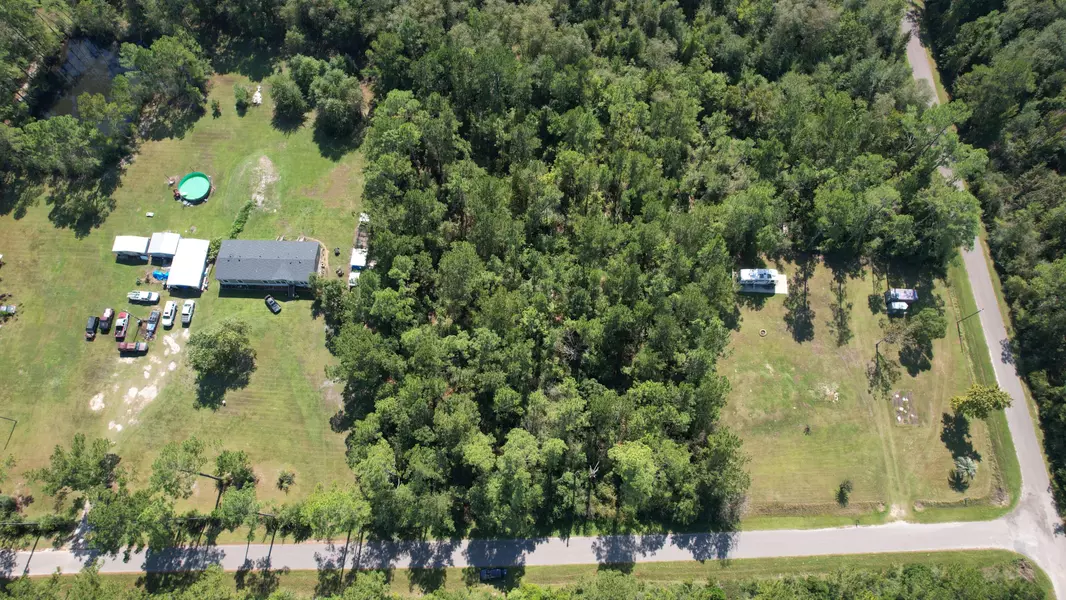 XX Bailey Road, Wewahitchka, FL 32465