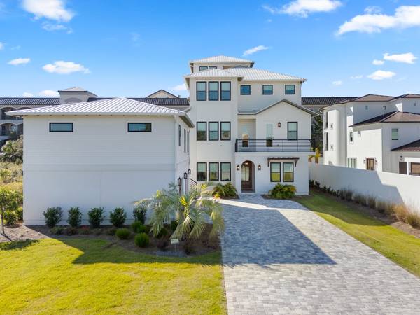 514 S Geronimo Street, Miramar Beach, FL 32550