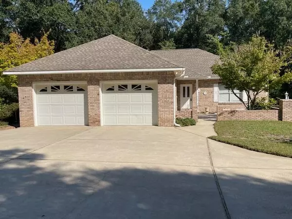 6019 Donald Guy Road, Crestview, FL 32539