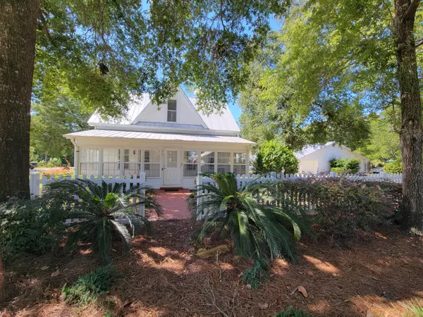 270 S 12Th Street, Defuniak Springs, FL 32435