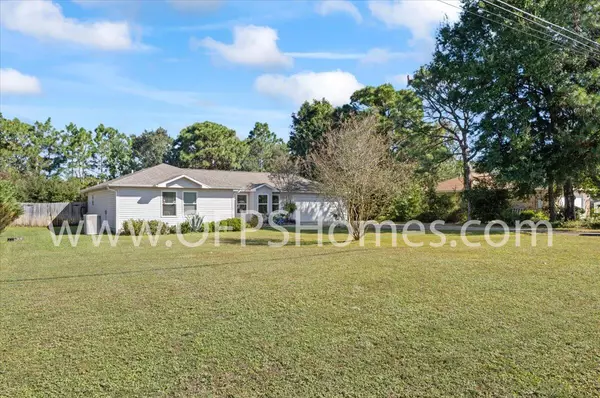 Navarre, FL 32566,7318 Manatee Street