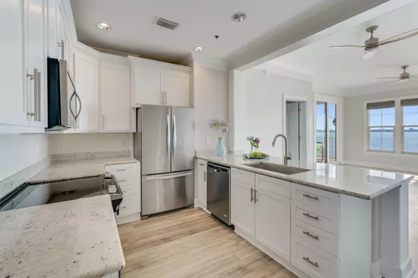 Panama City, FL 32401,3001 W 10Th Street #UNIT 405