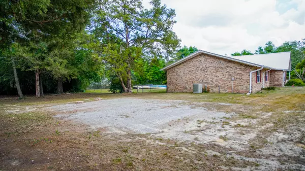 Defuniak Springs, FL 32433,1097 Bob McCaskill Drive