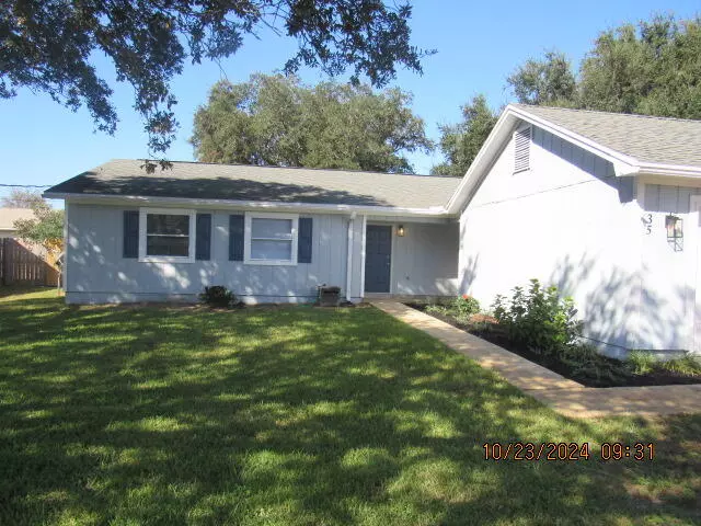 Mary Esther, FL 32569,35 Solar Street