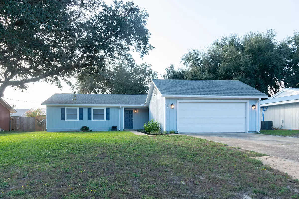 Mary Esther, FL 32569,35 Solar Street