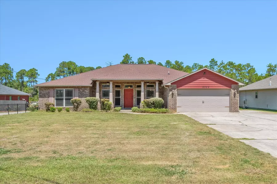 9222 E River Drive, Navarre, FL 32566