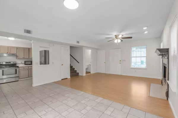 Fort Walton Beach, FL 32547,1708 Colonial Court