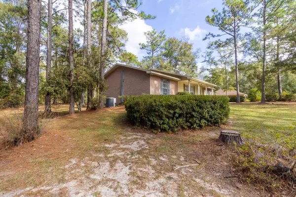 Bonifay, FL 32425,520 Dena Rob Road