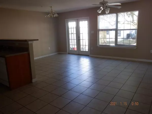 Crestview, FL 32539,140 Swaying Pine Court