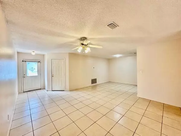 Fort Walton Beach, FL 32547,949 Tray Drive