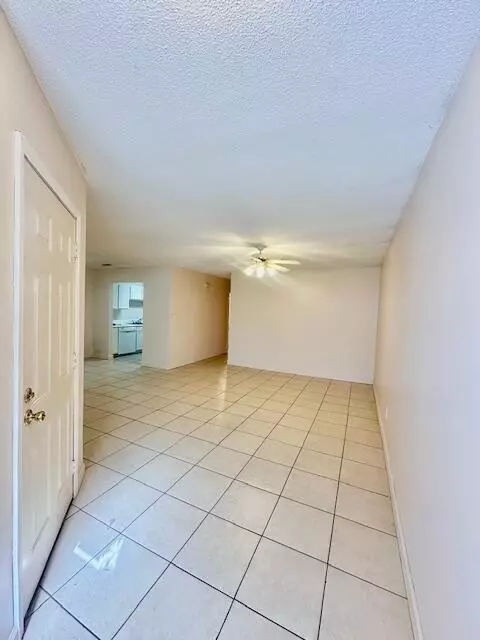 Fort Walton Beach, FL 32547,949 Tray Drive