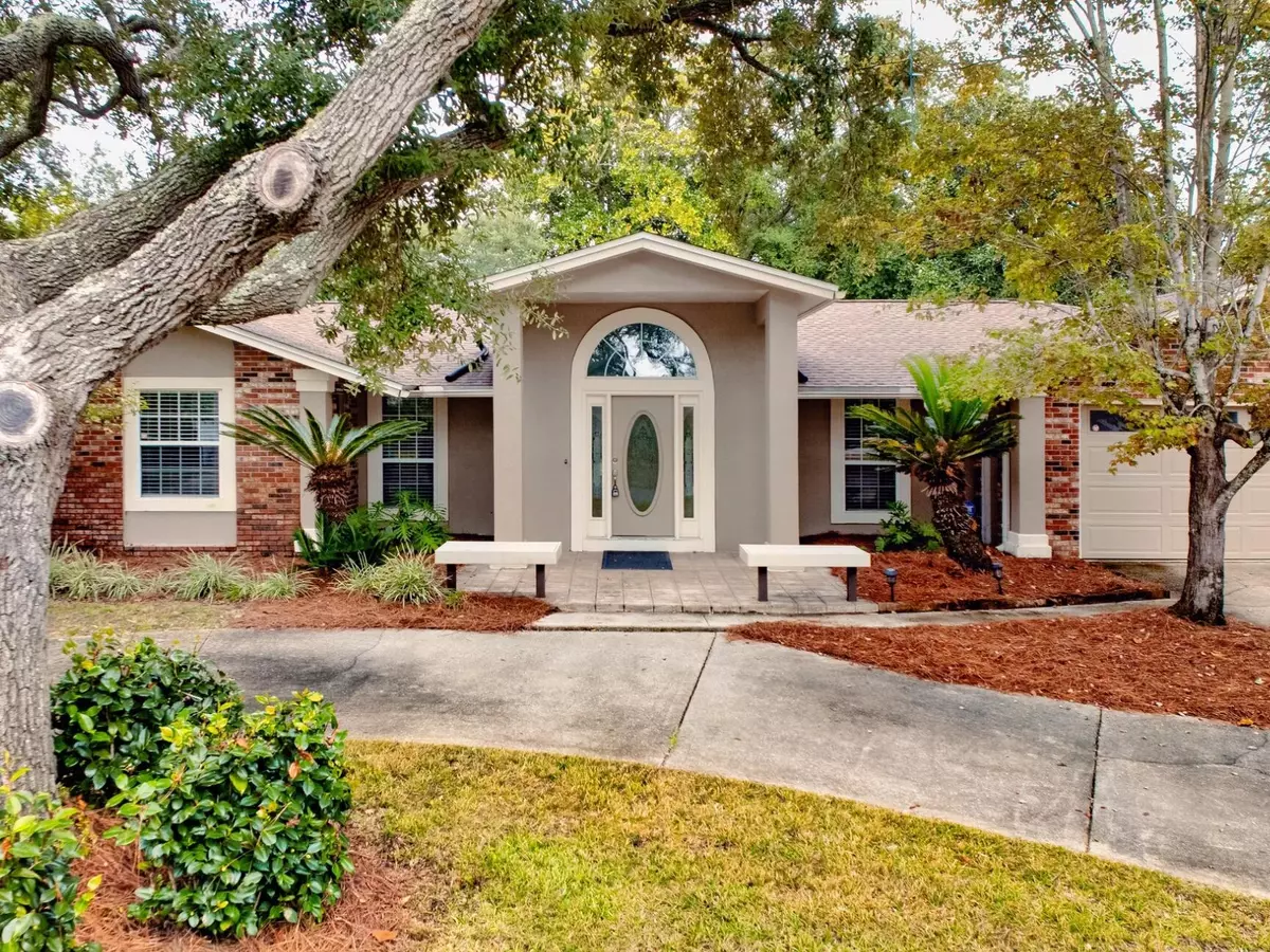 Shalimar, FL 32579,6 Lakeshore Drive