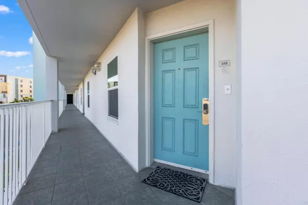 Fort Walton Beach, FL 32548,895 Santa Rosa Boulevard  #313