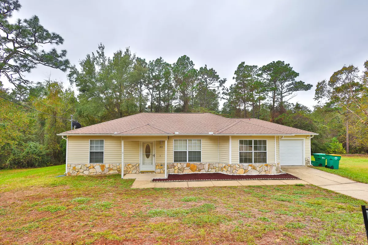 Crestview, FL 32539,213 W PinOak Court