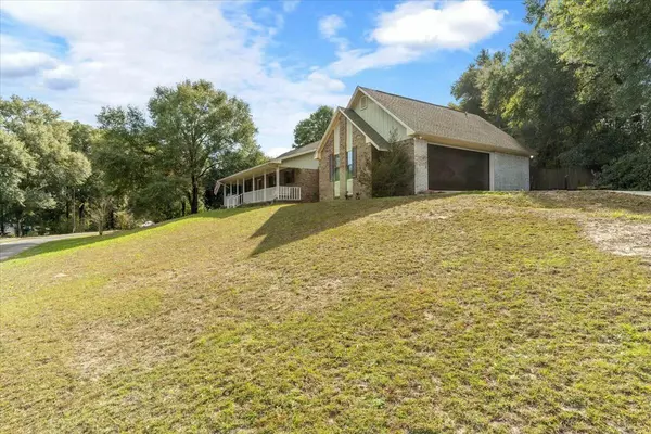 Crestview, FL 32539,211 Hunter Drive