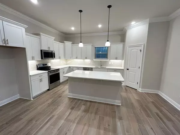 Freeport, FL 32439,253 W Tweet Street