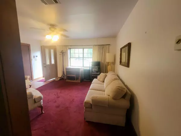 Defuniak Springs, FL 32433,114 W May Lilly Court