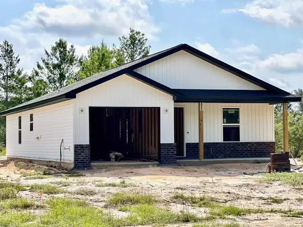 Crestview, FL 32539,5325 A Kervin Road