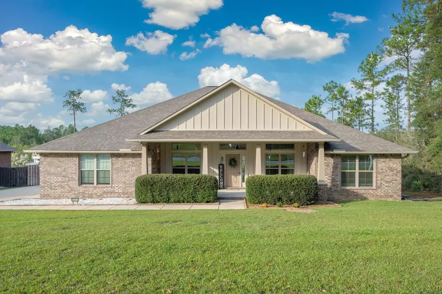 808 Silver Tip Trail, Crestview, FL 32536