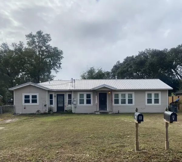 309 Lincoln Avenue, Valparaiso, FL 32580