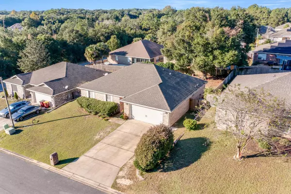 304 Eleases Crossing, Crestview, FL 32539