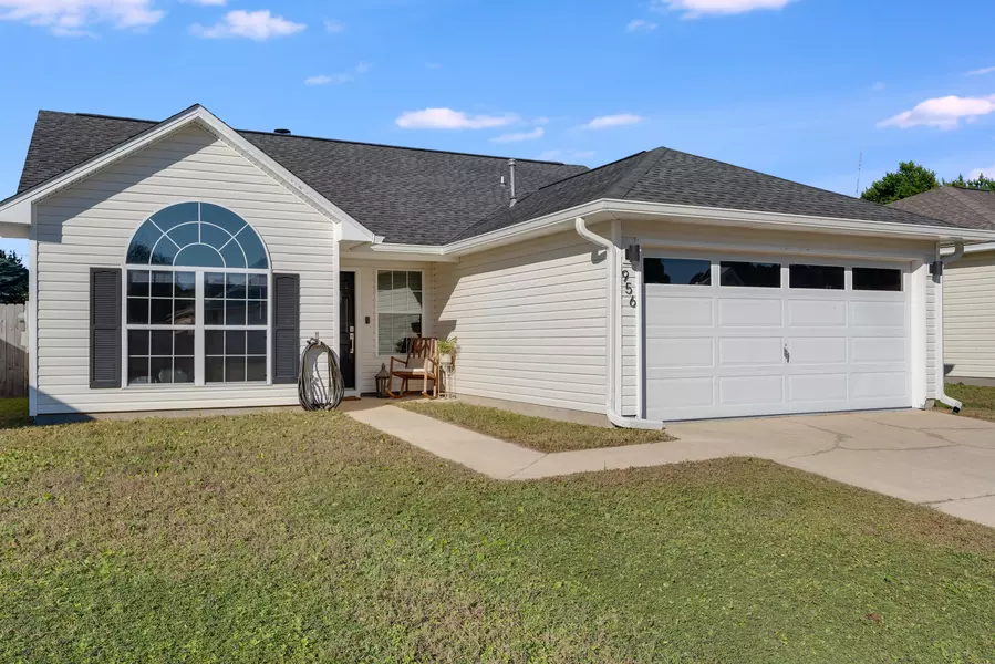 956 John Wayne Circle, Fort Walton Beach, FL 32547