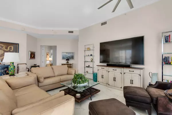 Destin, FL 32541,15500 Emerald Coast Parkway  #UNIT 206