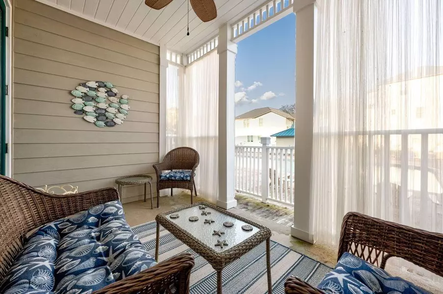 124 Village Boulevard  #APT 813, Santa Rosa Beach, FL 32459