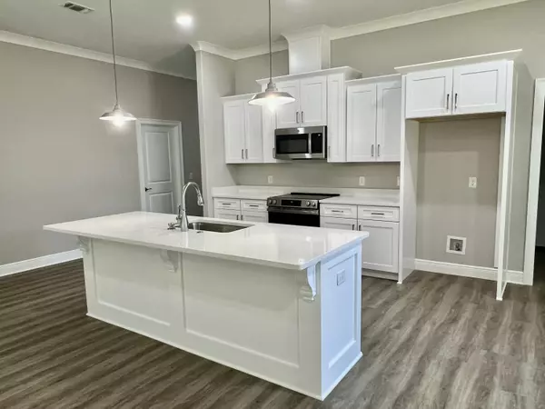 8417 Sevilla Street, Navarre, FL 32566