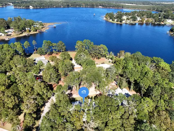 Defuniak Springs, FL 32433,198 Lake Juniper Circle