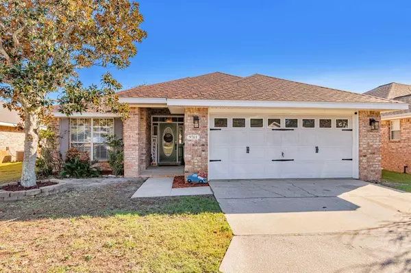 9761 Leeward Way, Navarre, FL 32566