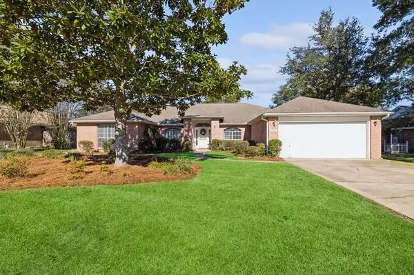 Crestview, FL 32539,536 Risen Star Drive