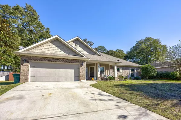 6034 Trestle Street, Crestview, FL 32536