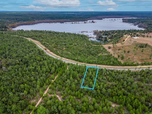 lot 17 Country Club Boulevard, Chipley, FL 32428