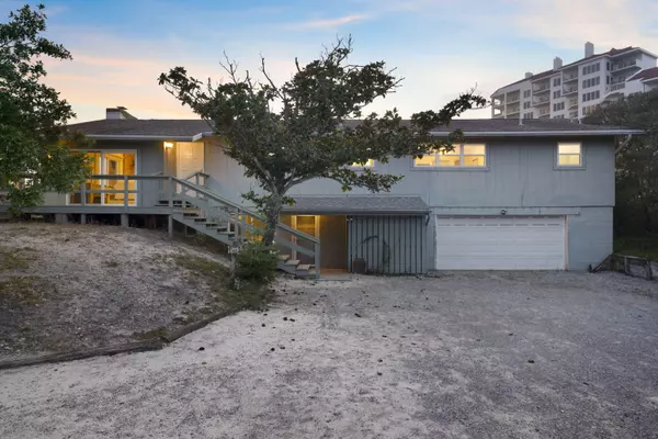 Santa Rosa Beach, FL 32459,215 Mockingbird Lane