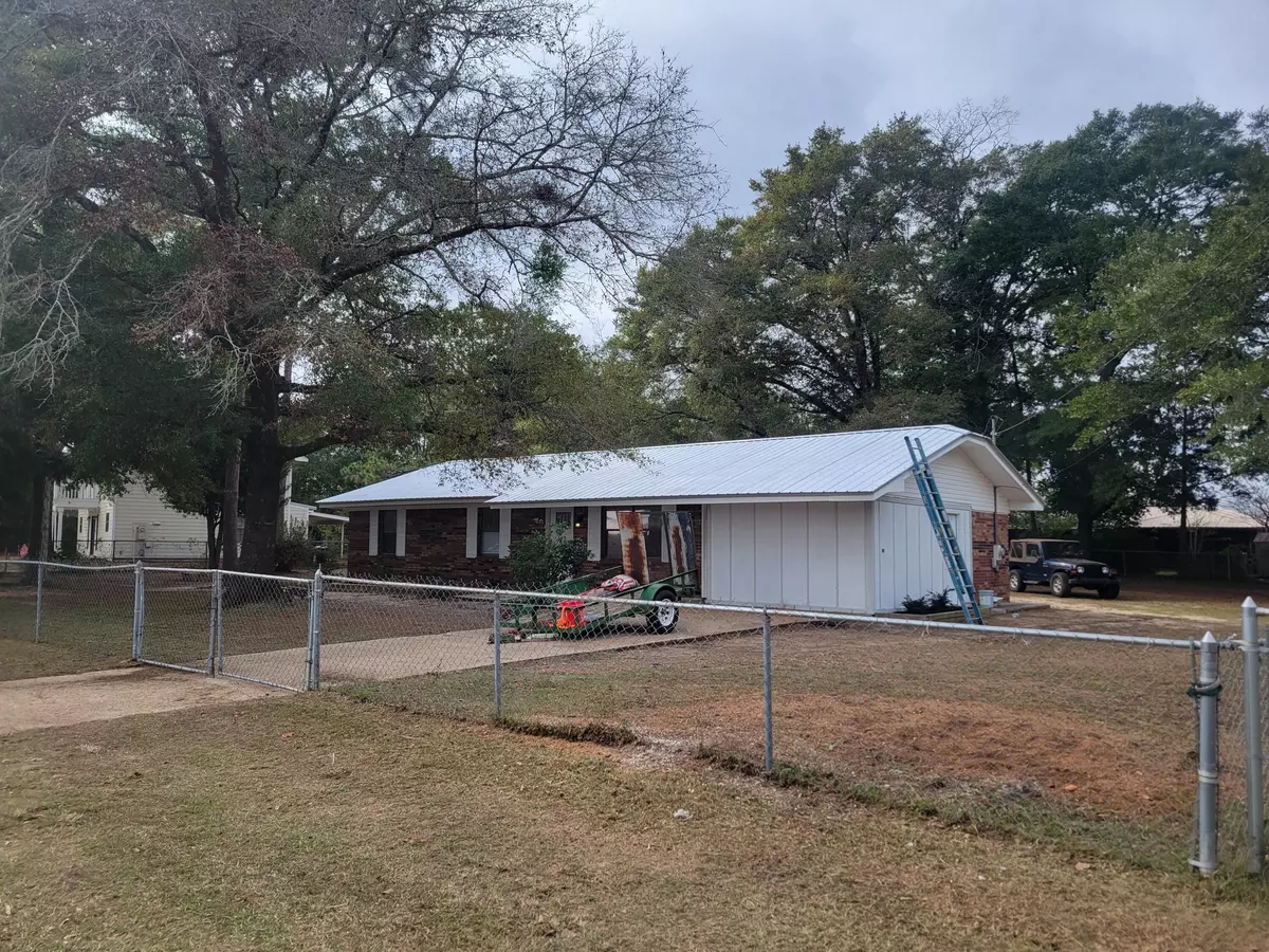 Defuniak Springs, FL 32433,140 Orson Drive