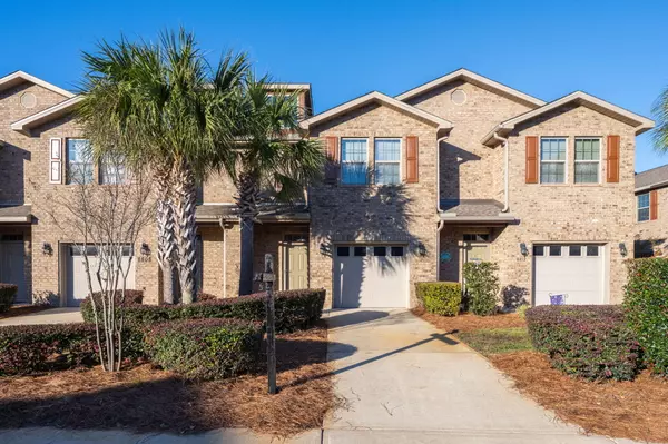 8810 Brown Pelican Circle, Navarre, FL 32566