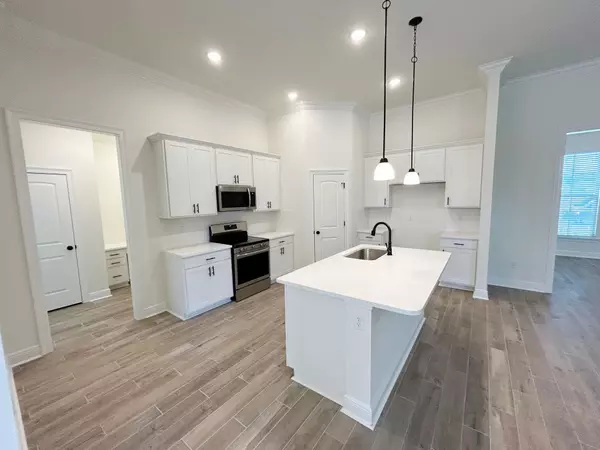 Freeport, FL 32439,65 Lumen Loop