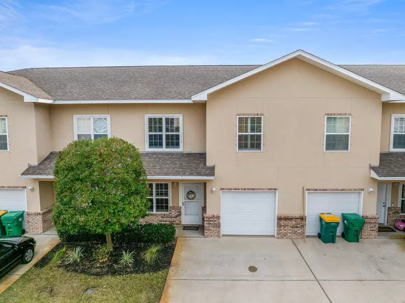 1491 Bentley Circle, Fort Walton Beach, FL 32547