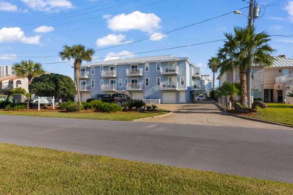 22 Moreno Point Road  #UNIT 03, Destin, FL 32541