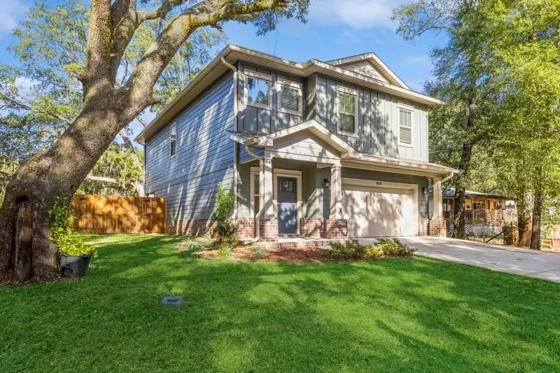 8520 Dinosaur Road, Navarre, FL 32566